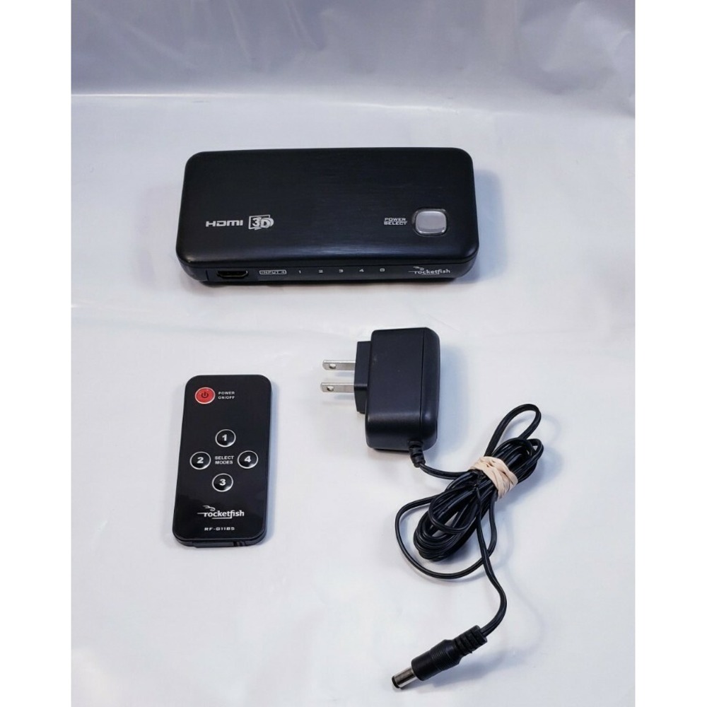 Rocketfish 4-Port HDMI Selector Switch RF-G1185 with Remote